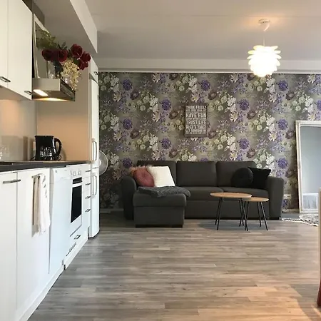 Aurora Home Kivistoe 1-Bedroom Apartment For Up To 8 Near Helsinki Vantaa Airport And Helsinki City Center Exterior photo