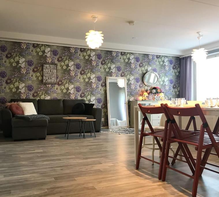 Huoneisto Aurora Kivistoe 1-bedroom For Up To 8 Near Helsinki Airport And Helsinki Center